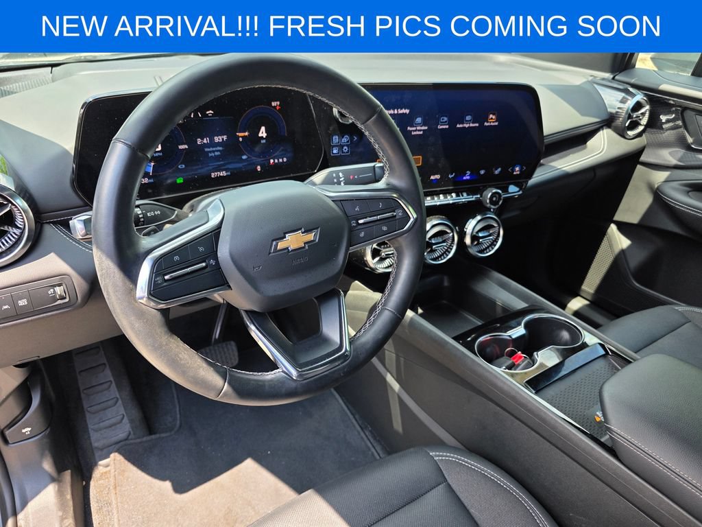Used 2024 Chevrolet Blazer EV LT AWD/4WD image 8