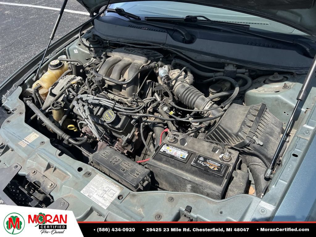 Used 2005 Ford Taurus SE FWD image 10