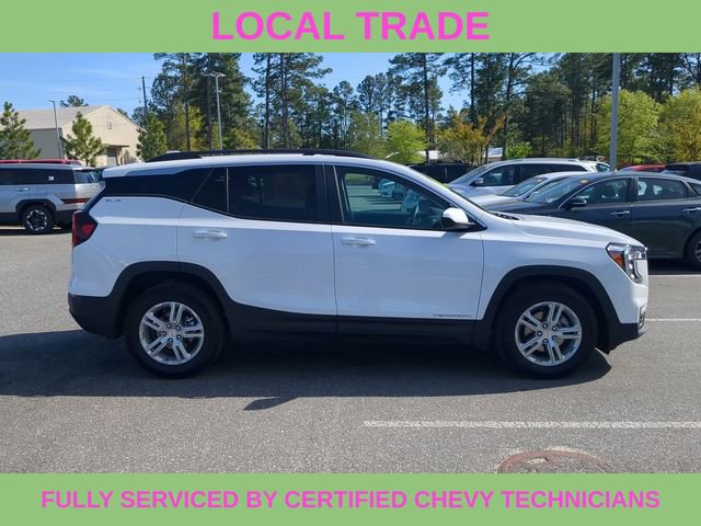Used 2022 GMC Terrain SLE w/ Driver Convenience Package image 5