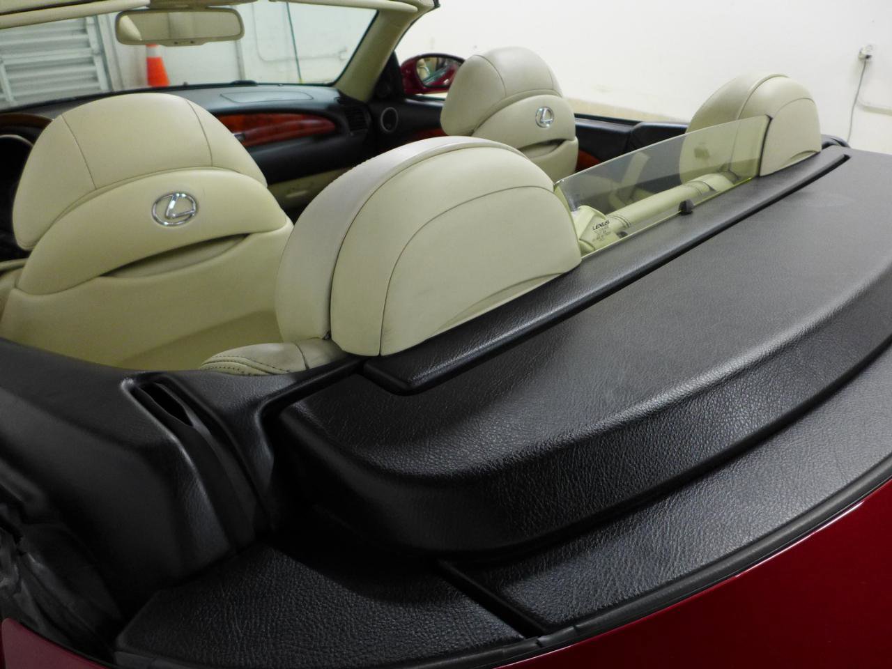 Used 2006 Lexus SC 430 Convertible image 50