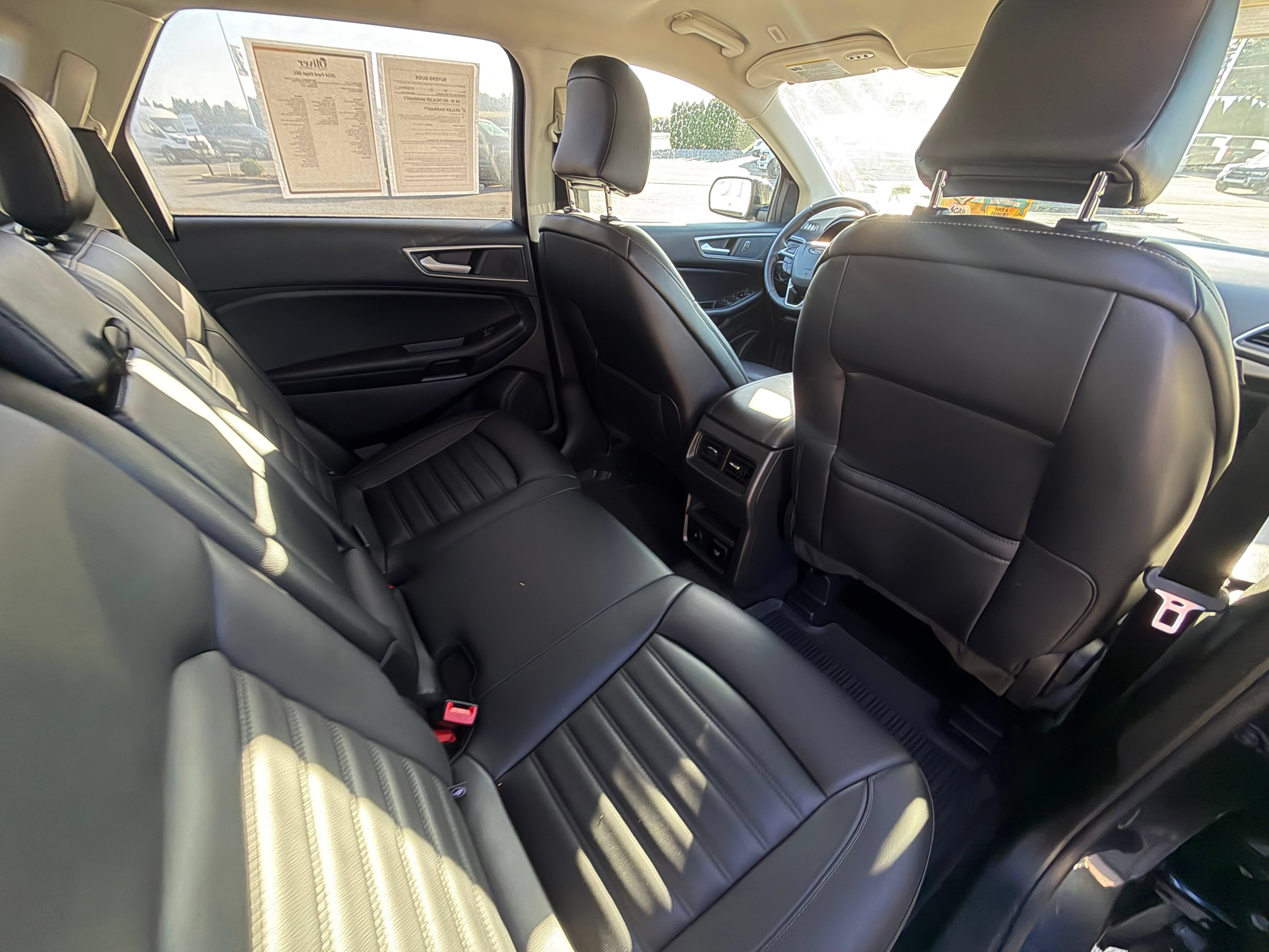 Used 2024 Ford Edge SEL w/ Convenience Package AWD/4WD image 16