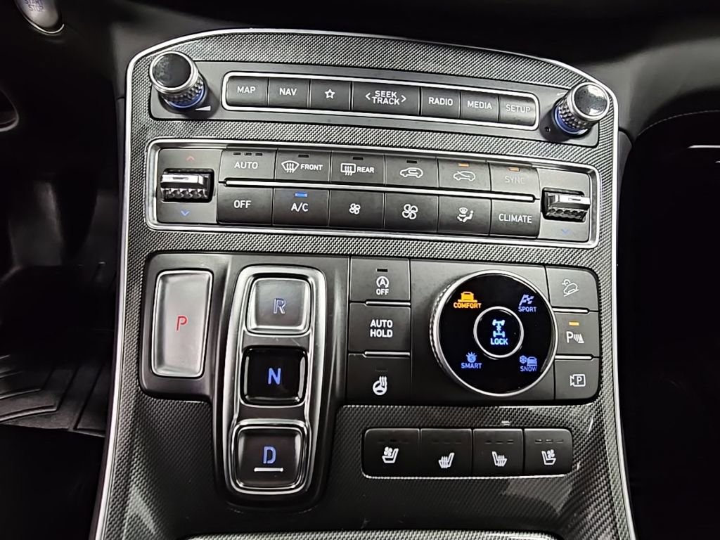 Used 2022 Hyundai Santa Fe Limited image 20