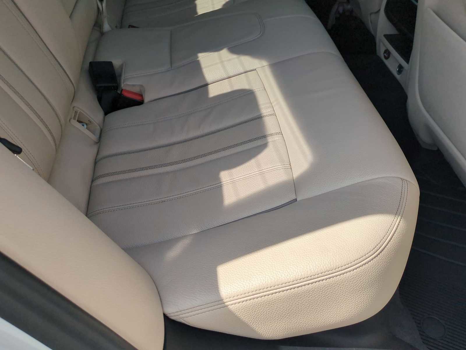 Used 2018 BMW 530i w/ Premium Package RWD image 26
