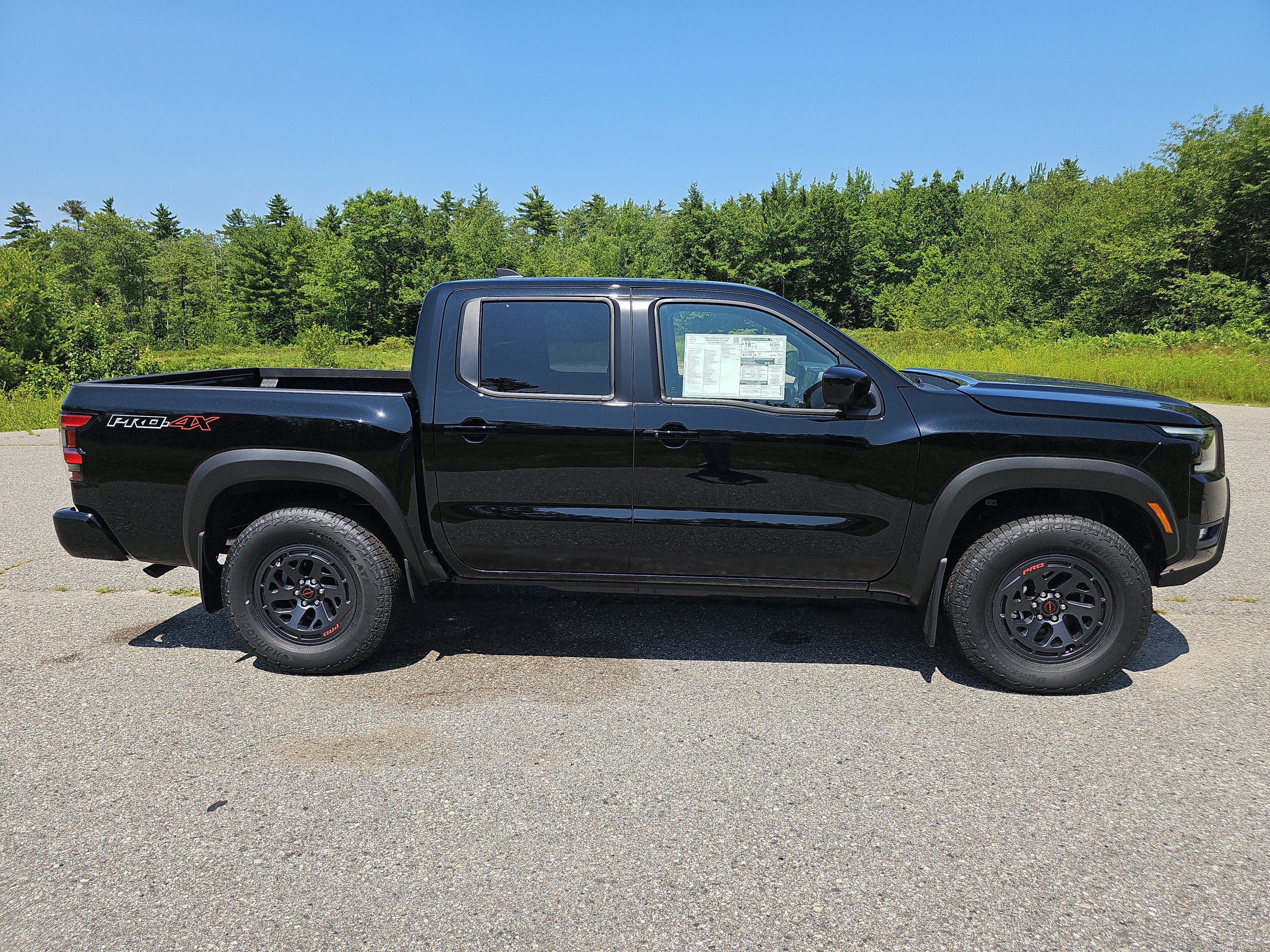 New 2026 Nissan Frontier PRO-4X w/ Tow Package AWD/4WD image 8