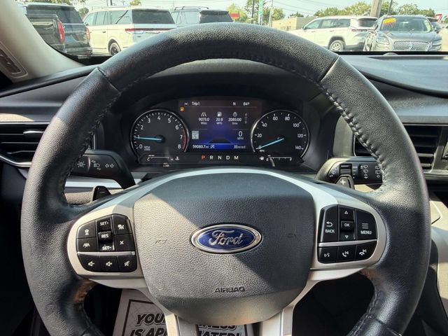 Used 2021 Ford Explorer XLT w/ Equipment Group 202A AWD/4WD image 28