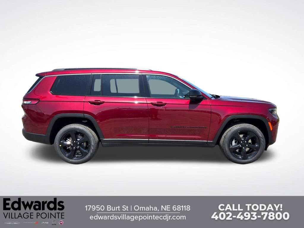 New 2026 Jeep Grand Cherokee L Limited w/ Limited Altitude Package AWD/4WD image 2