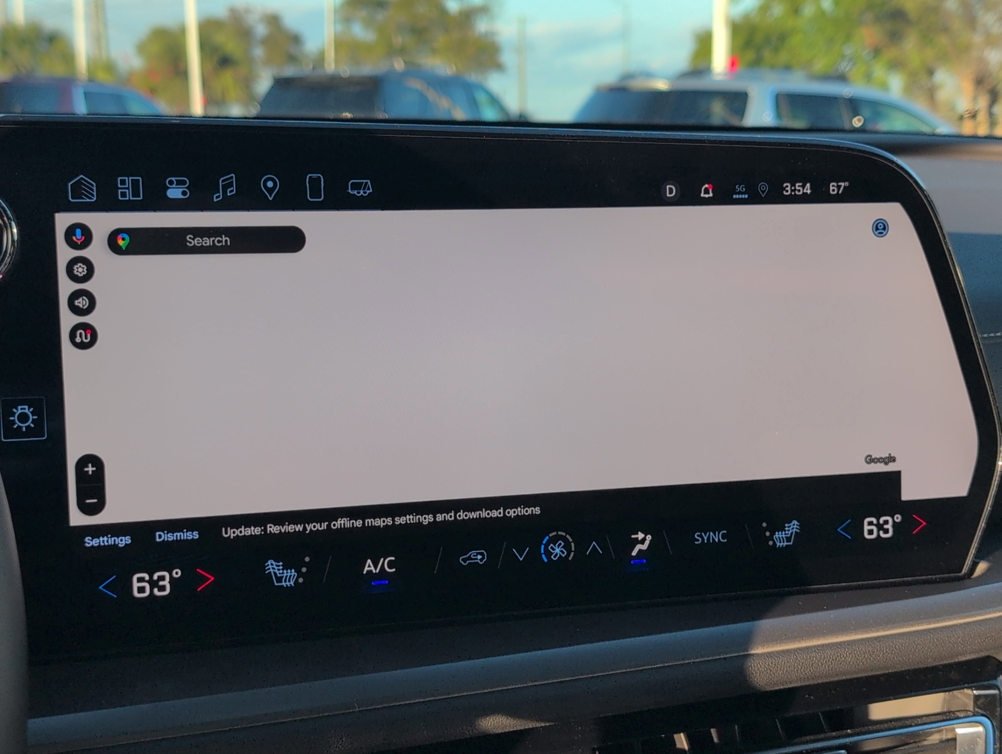 Used 2025 Chevrolet Traverse LT image 14