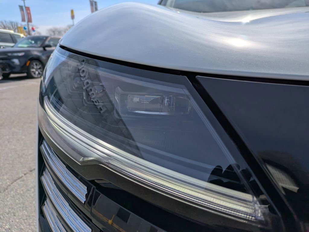 New 2026 Nissan Kicks SV w/ Cold Weather Package FWD image 10