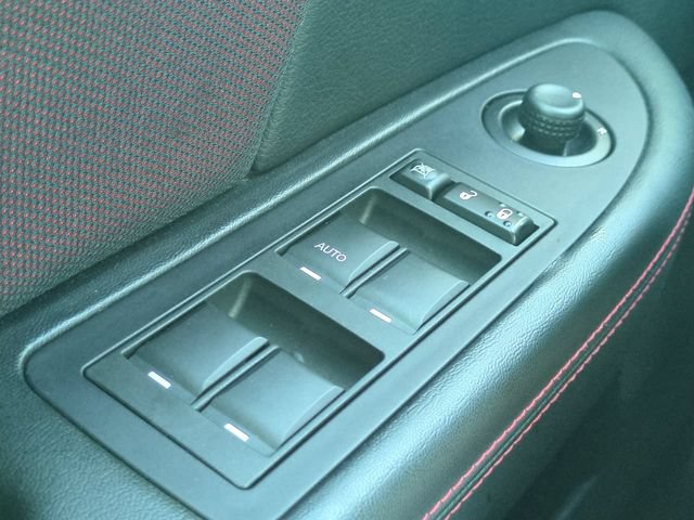 Used 2012 Dodge Avenger SXT Plus FWD image 21