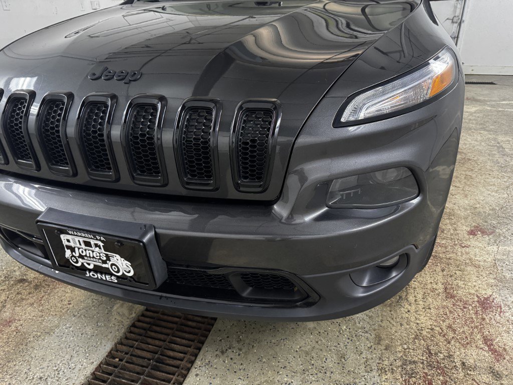 Used 2016 Jeep Cherokee Latitude w/ Comfort/Convenience Group image 4