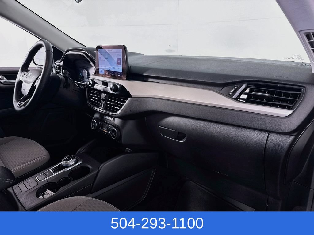Used 2021 Ford Escape SE w/ SE Sport Appearance Package FWD image 30