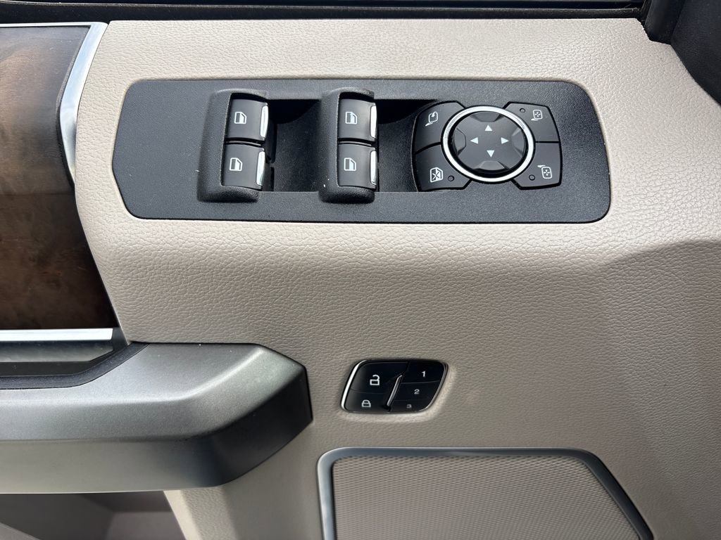 Used 2019 Ford F150 Limited w/ Trailer Tow Package image 16