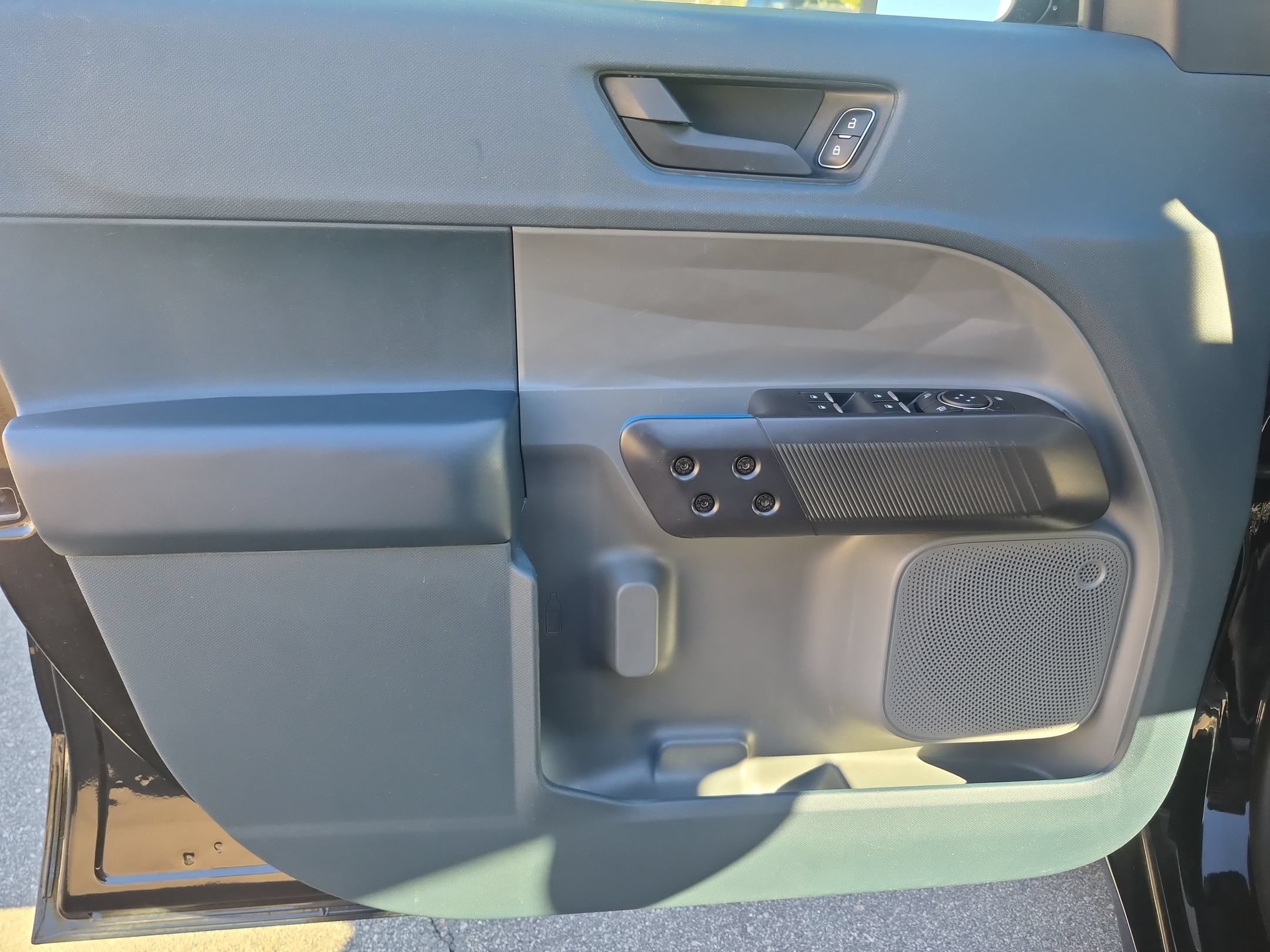 Used 2025 Ford Maverick Lobo AWD/4WD image 13