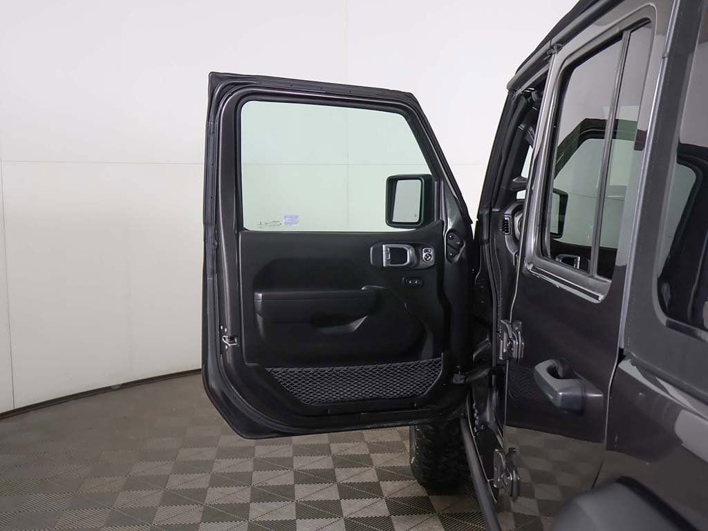 Used 2022 Jeep Wrangler Unlimited Sport image 15