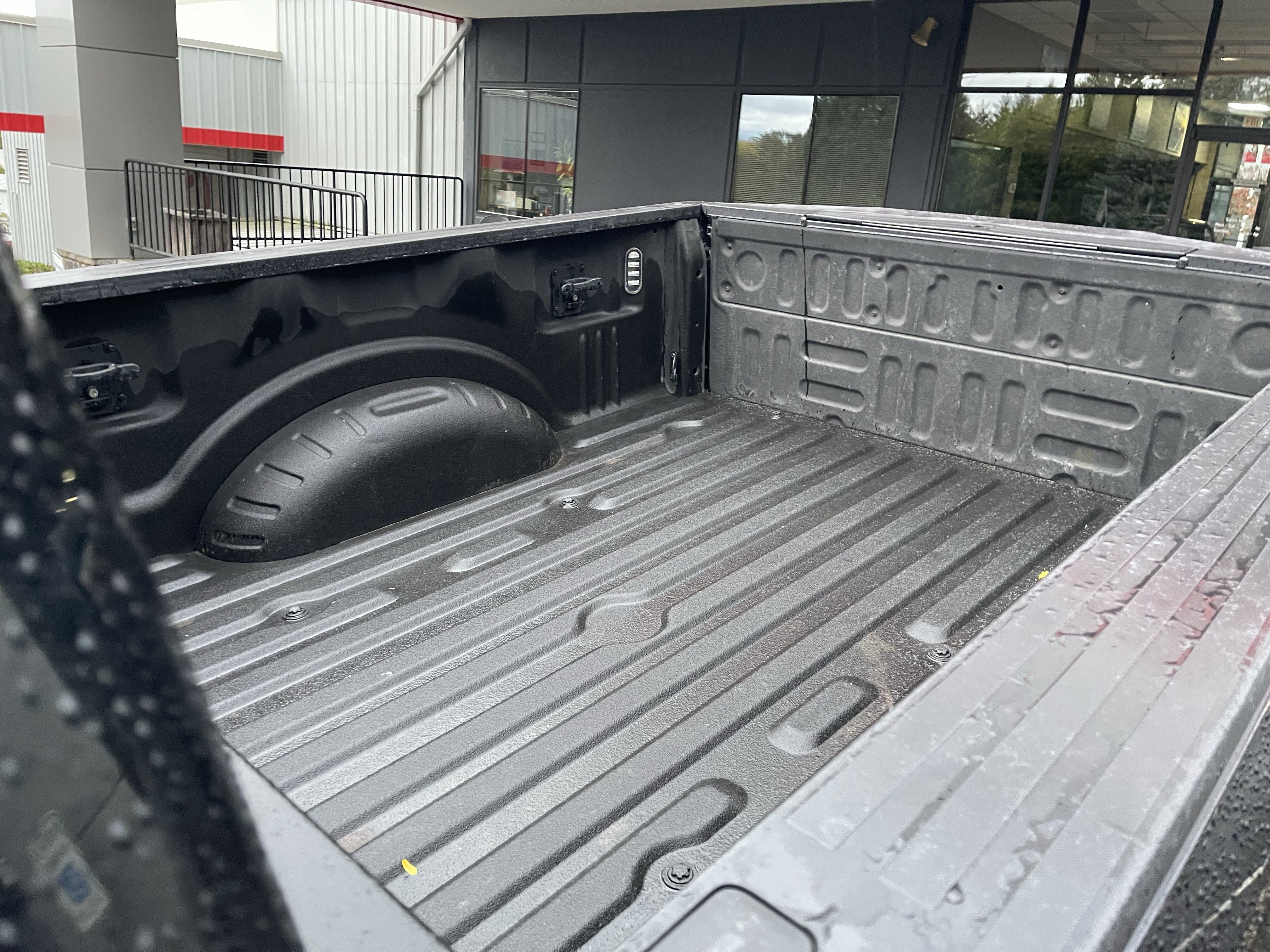 Used 2017 Ford F250 Lariat w/ Lariat Value Package AWD/4WD image 10