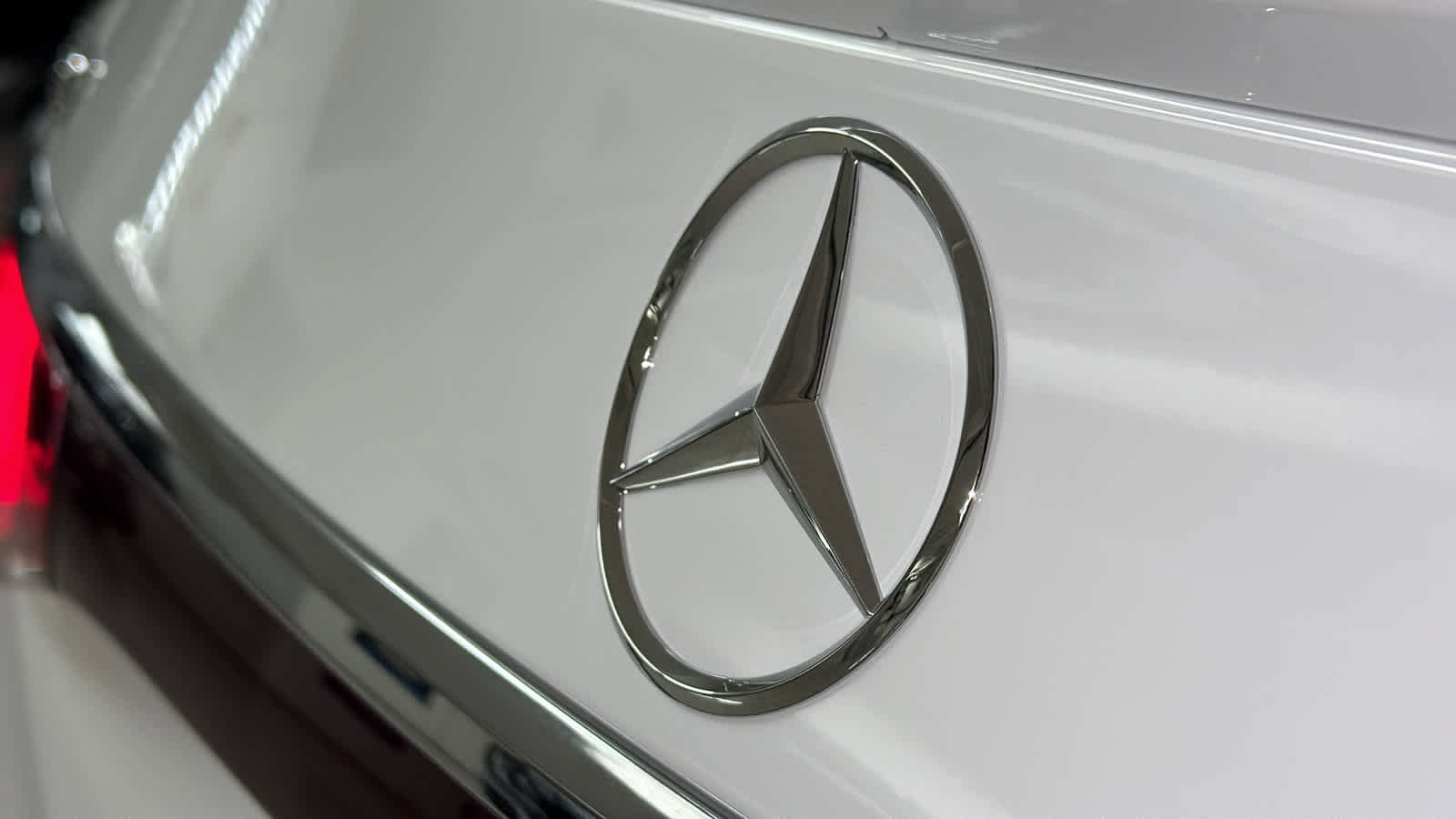 New 2026 Mercedes-Benz E 350 4MATIC Sedan image 9