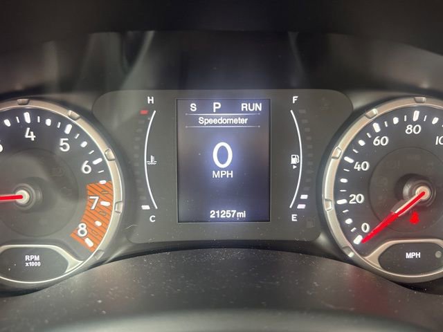 Used 2023 Jeep Renegade Latitude w/ Premium Group image 14