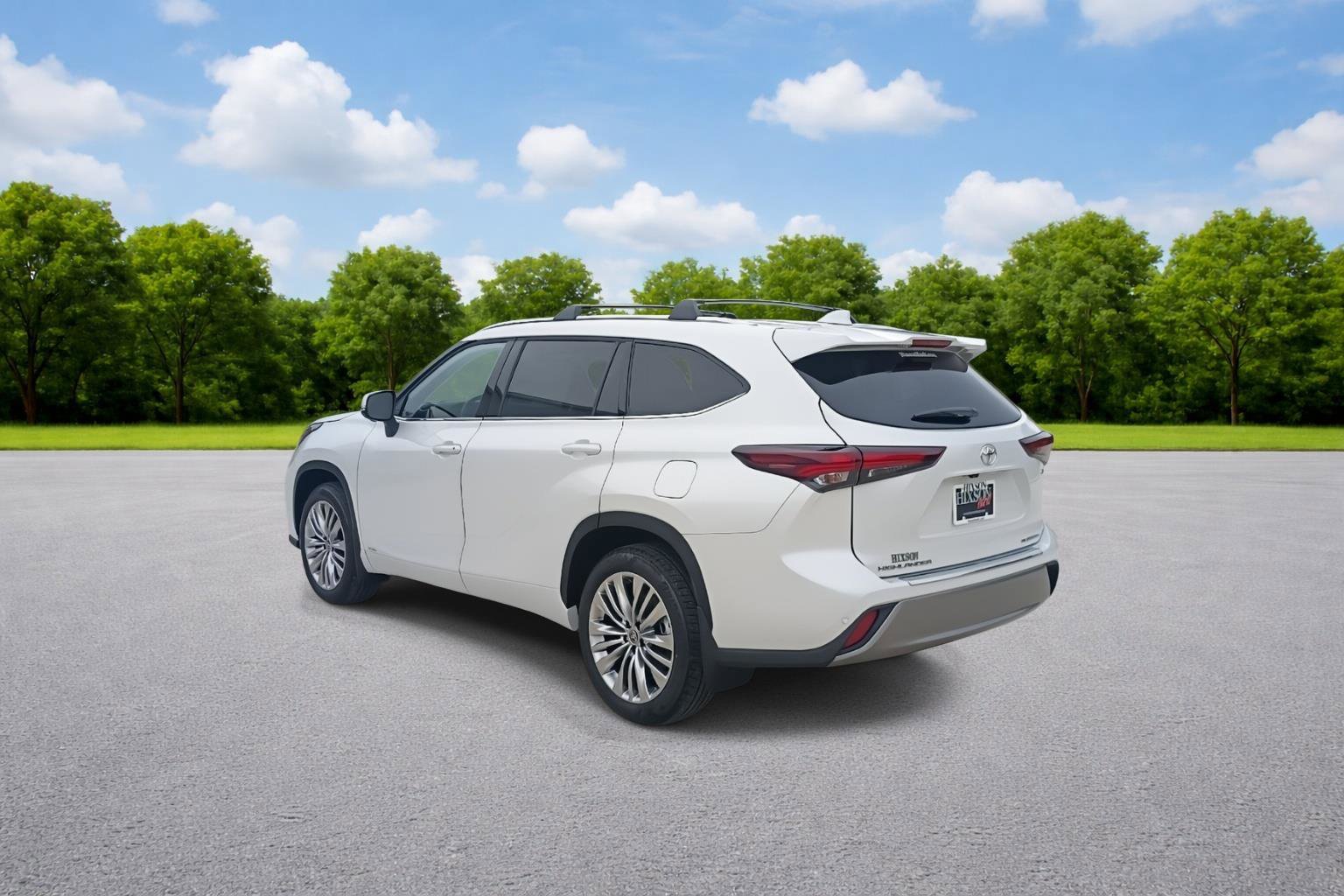 New 2026 Toyota Highlander Platinum image 5