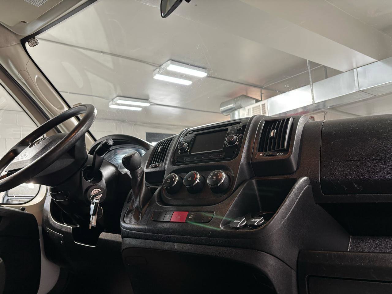 Used 2017 RAM ProMaster 1500 w/ Interior Convenience Group FWD image 16