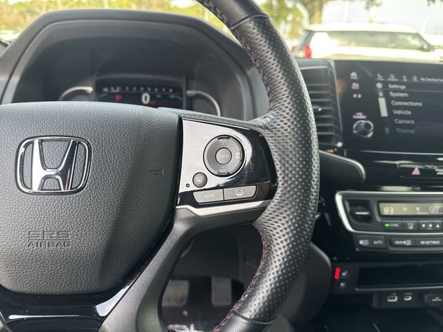 Used 2024 Honda Passport Black Edition image 18