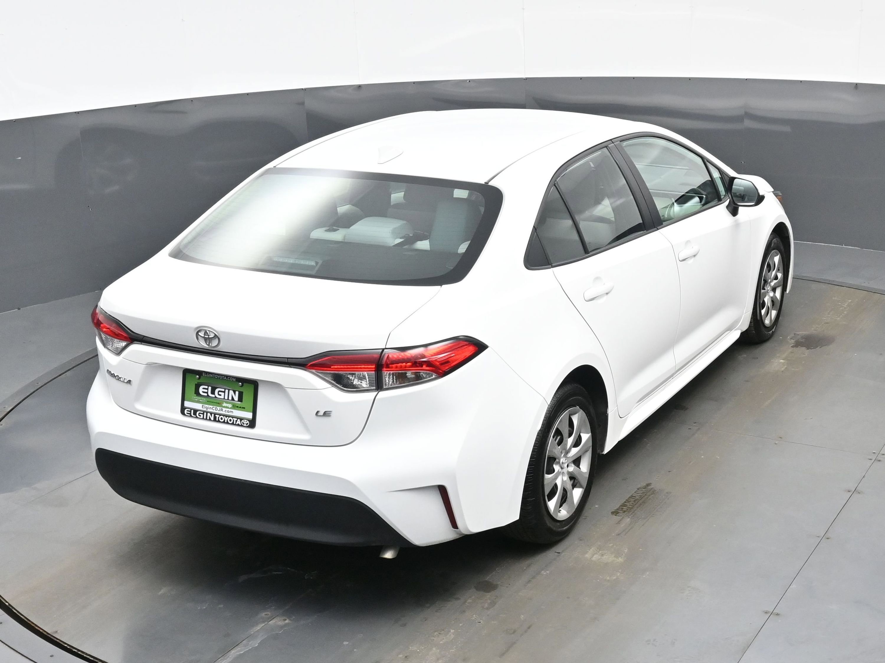 Used 2025 Toyota Corolla LE image 35