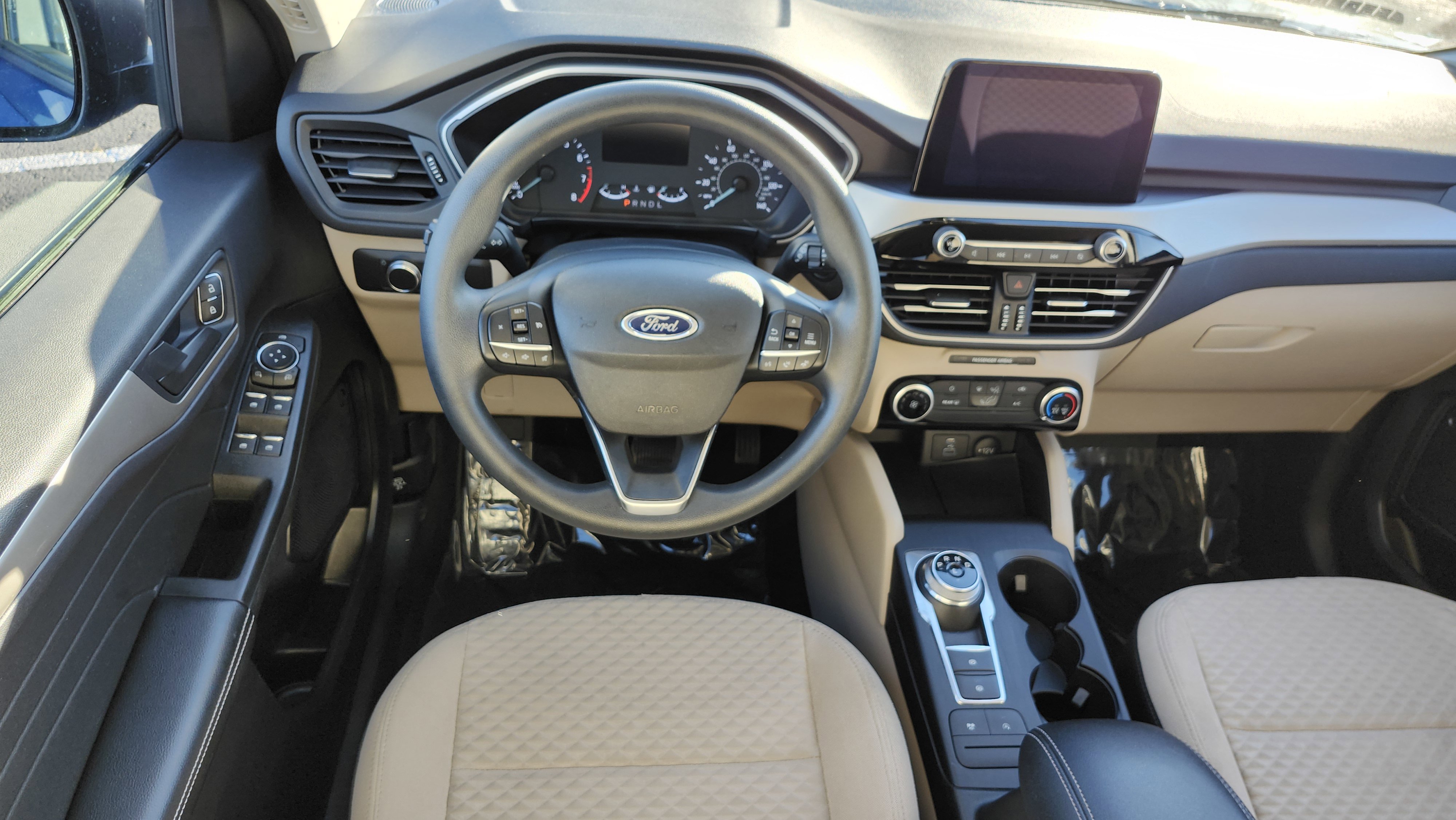 Used 2022 Ford Escape SE image 19
