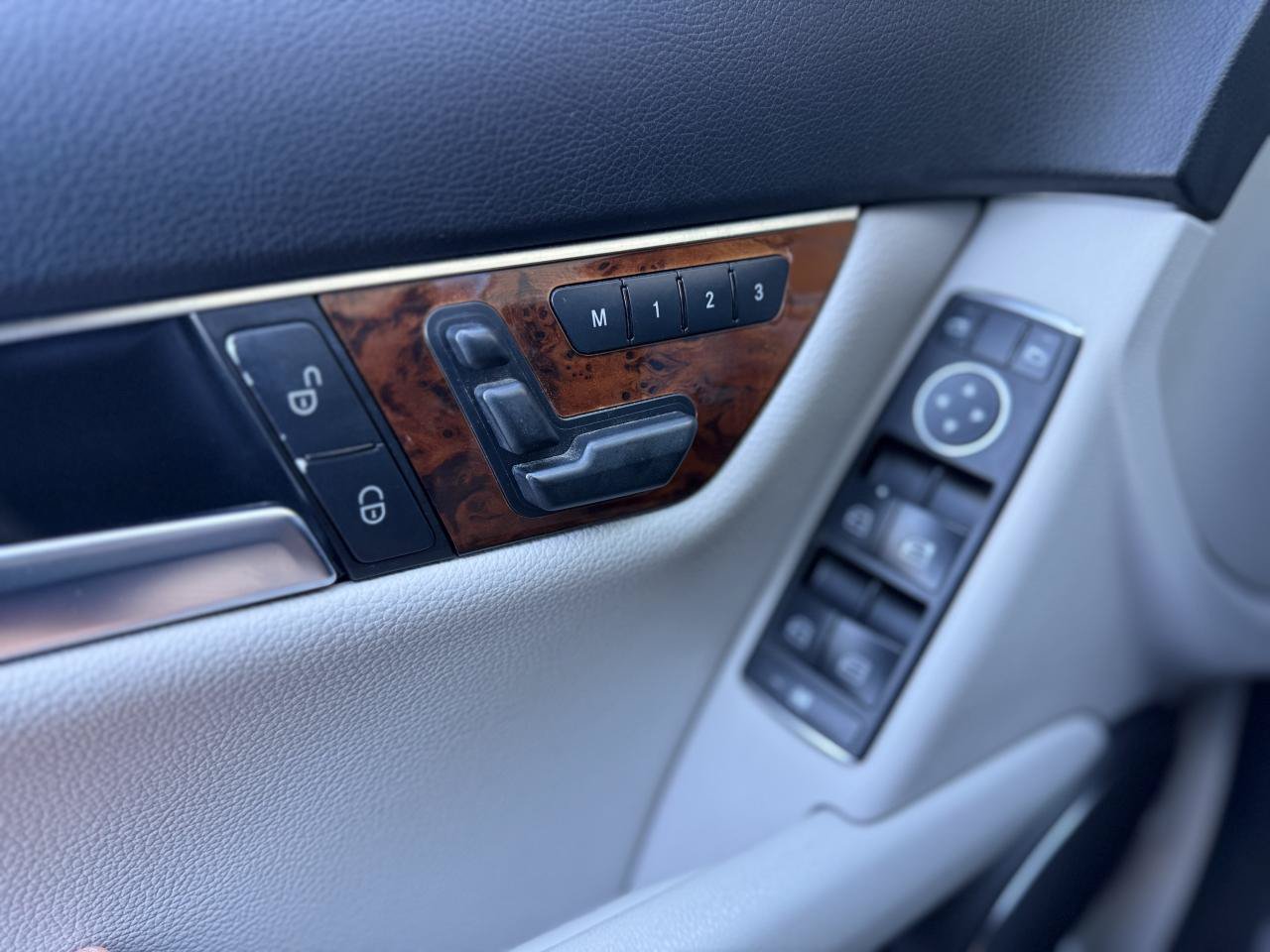 Used 2012 Mercedes-Benz C 250 Sedan image 21