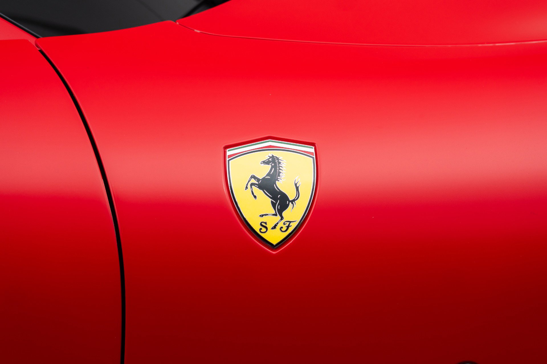 Used 2023 Ferrari Roma RWD image 12