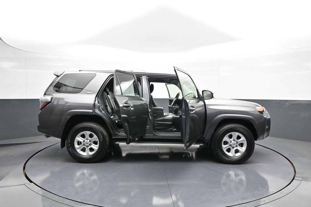 Certified 2016 Toyota 4Runner SR5 image 40
