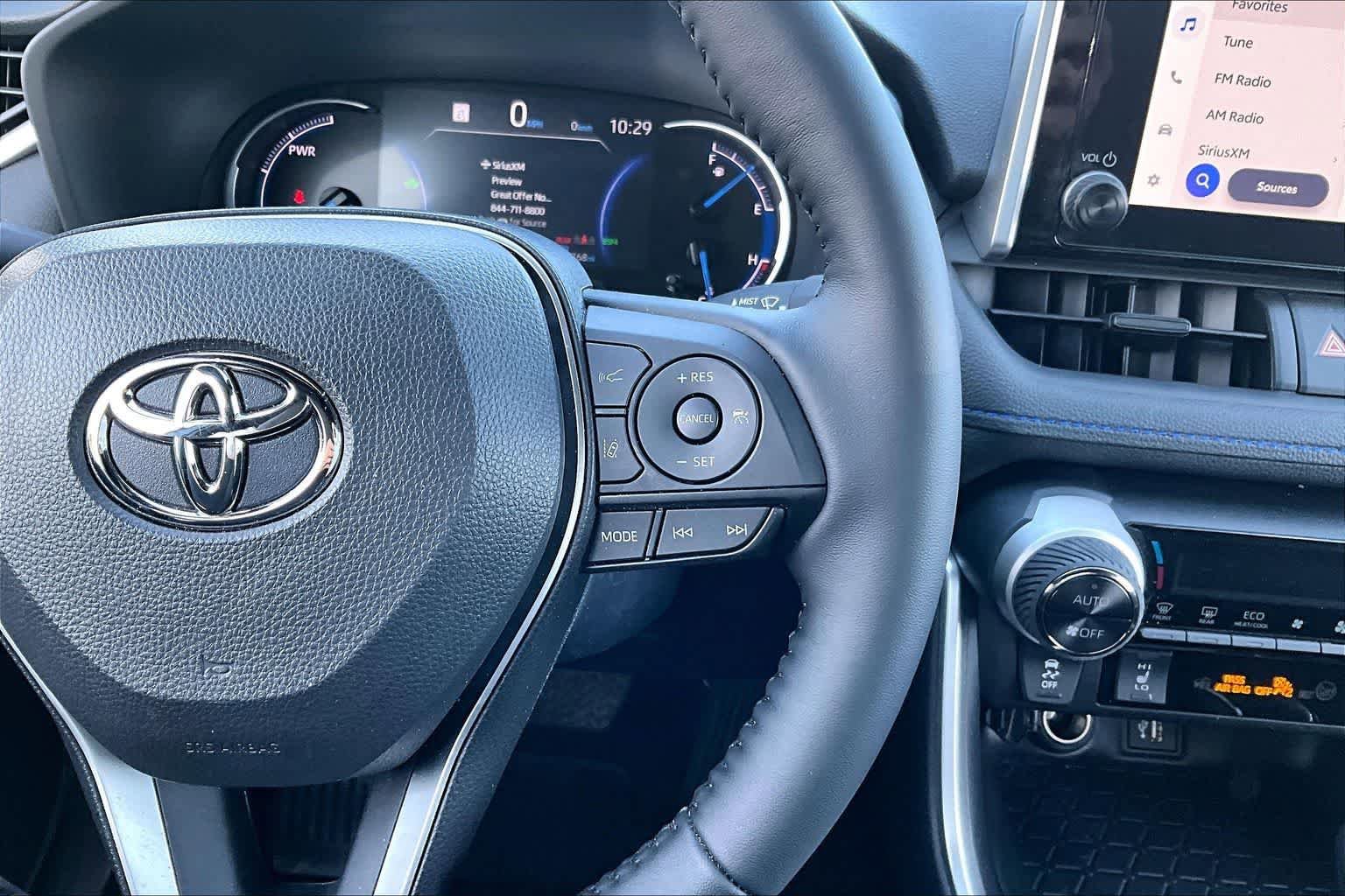 Used 2025 Toyota RAV4 SE w/ Weather Package AWD/4WD image 26