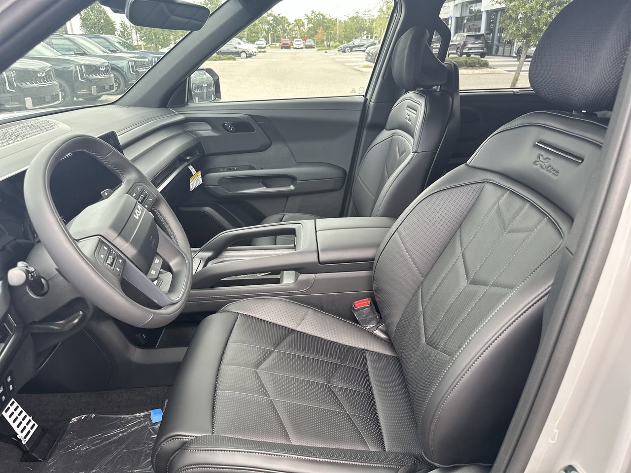 New 2027 Kia Telluride SX X-Line AWD/4WD image 2