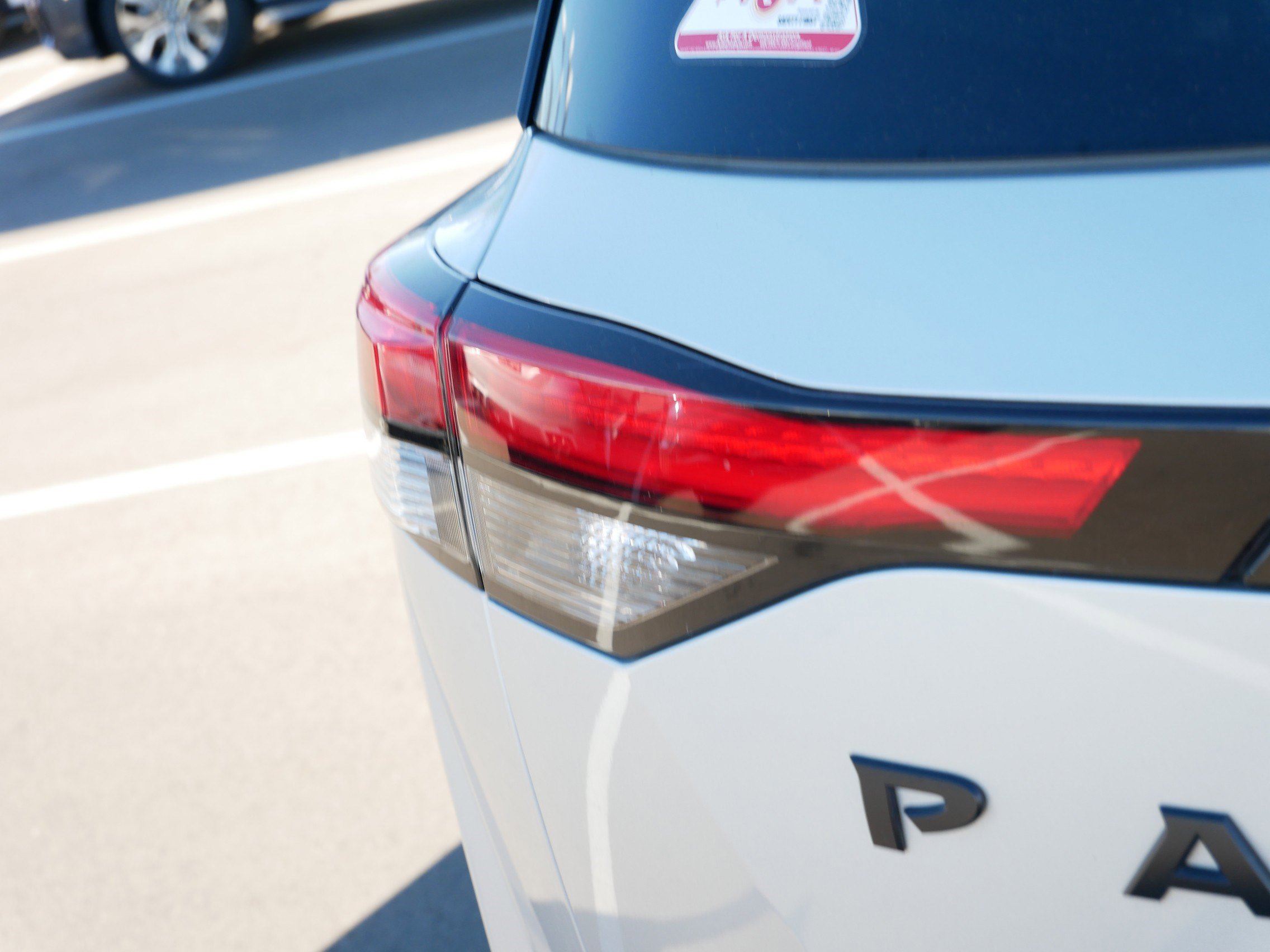 Used 2023 Nissan Pathfinder Platinum w/ Lighting Package (N93) image 17