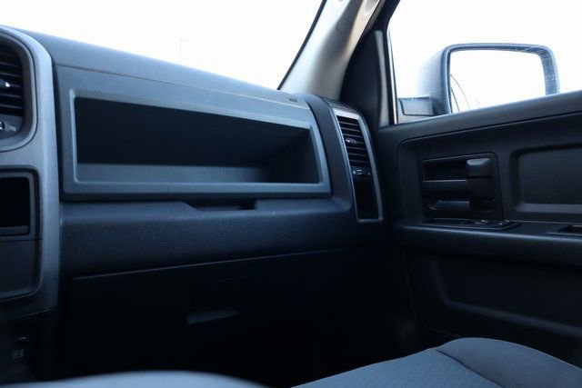 Used 2017 RAM 1500 Express image 38