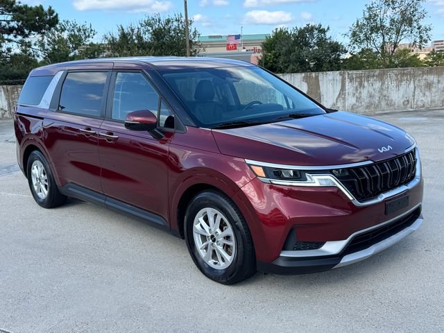 Used 2022 Kia Carnival LX FWD image 3