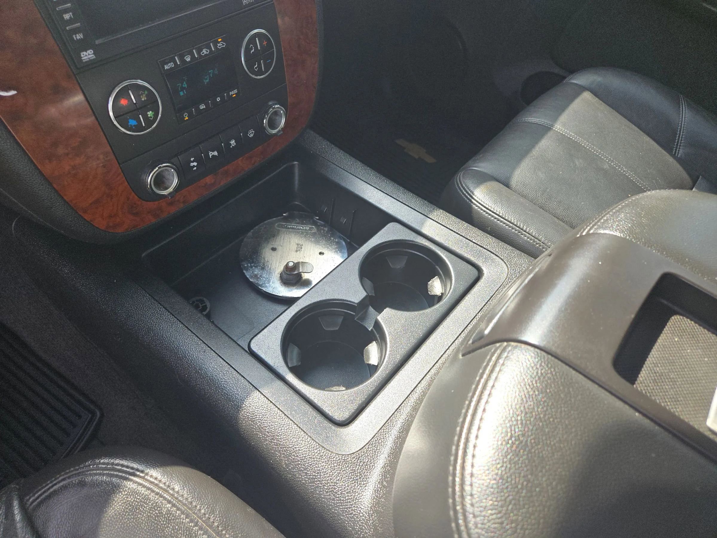 Used 2008 Chevrolet Silverado 1500 LTZ w/ Max Trailering Pack image 16