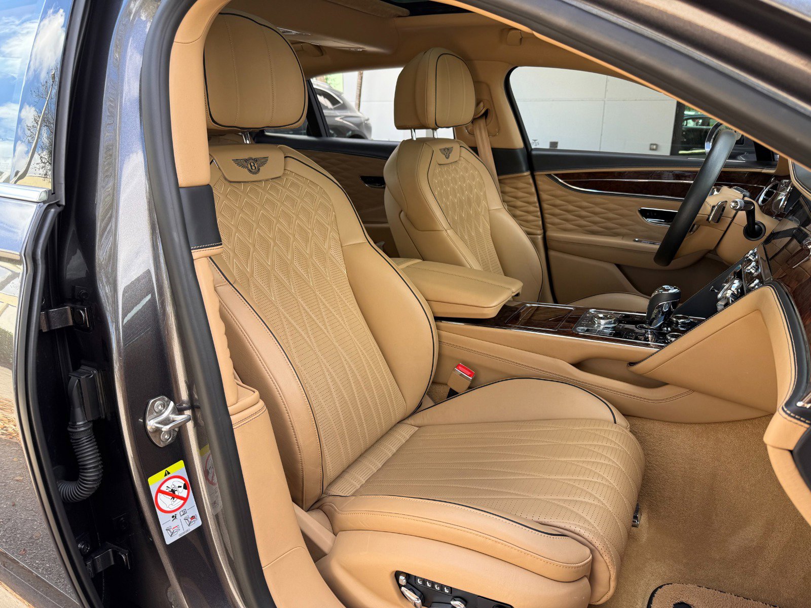 Used 2021 Bentley Flying Spur W12 AWD/4WD image 33