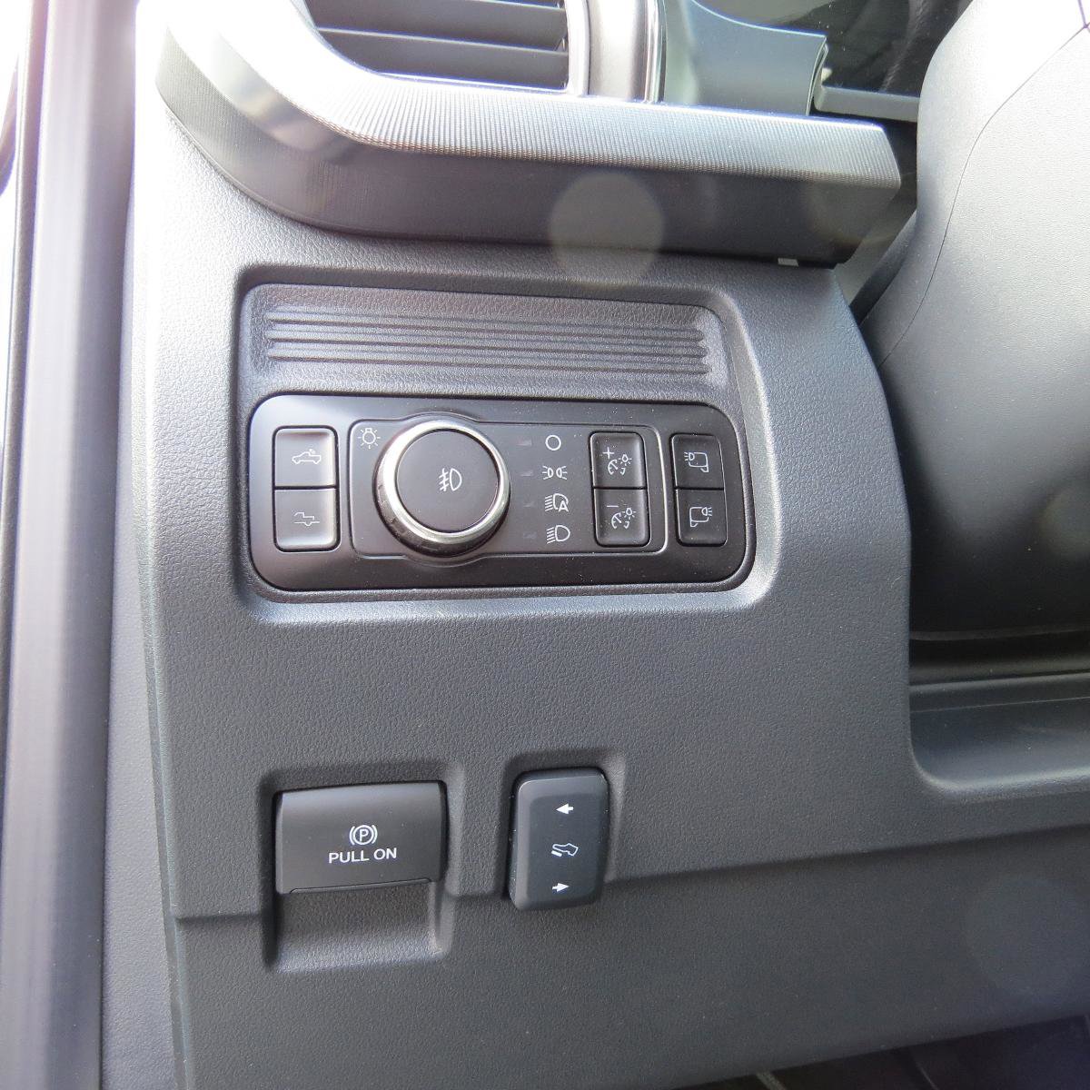 New 2025 Ford F250 Platinum image 22