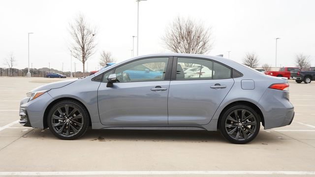 Used 2024 Toyota Corolla SE w/ SE Premium Package FWD image 6