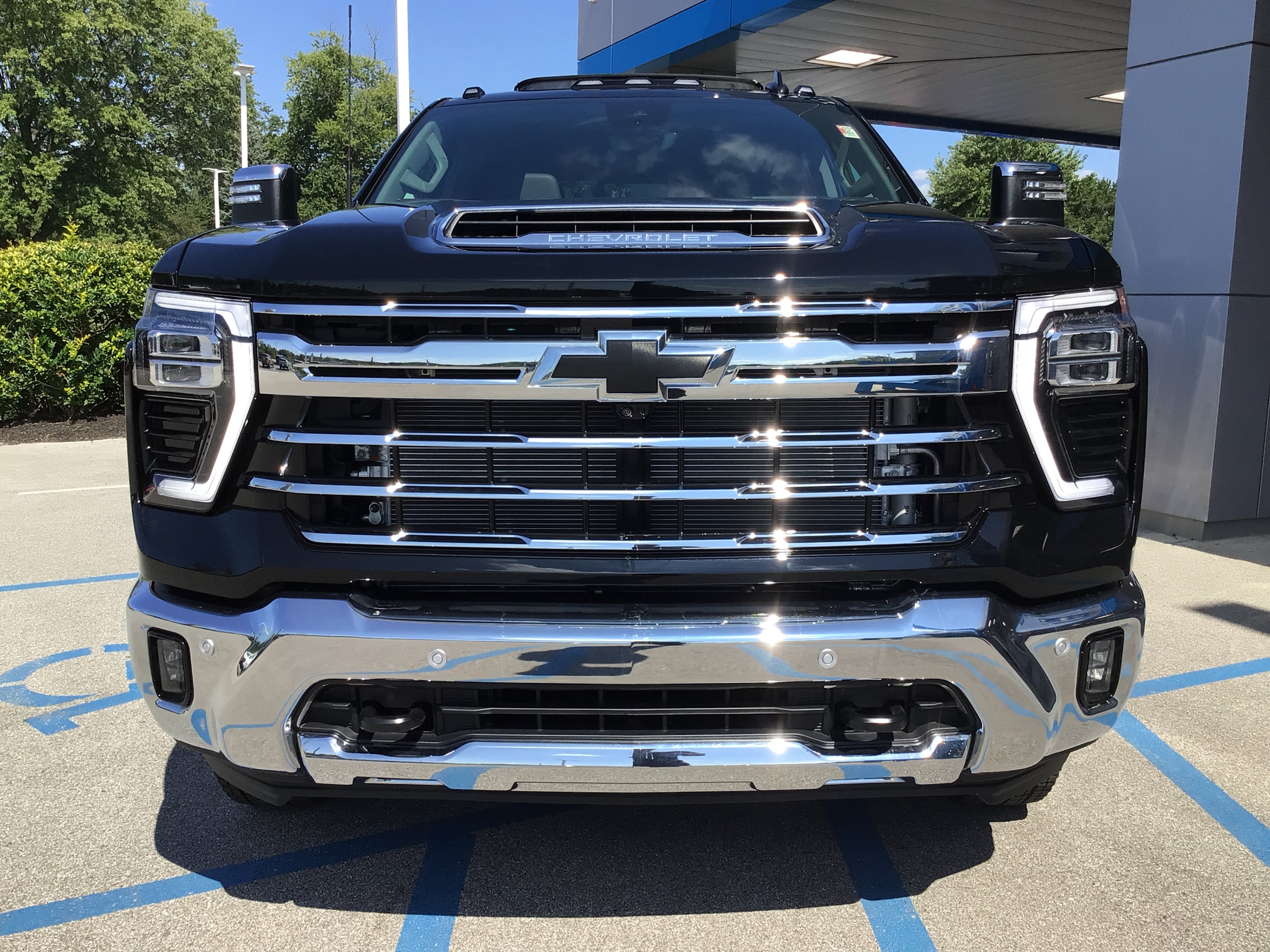New 2026 Chevrolet Silverado 3500 LTZ w/ LTZ Convenience Package AWD/4WD image 63