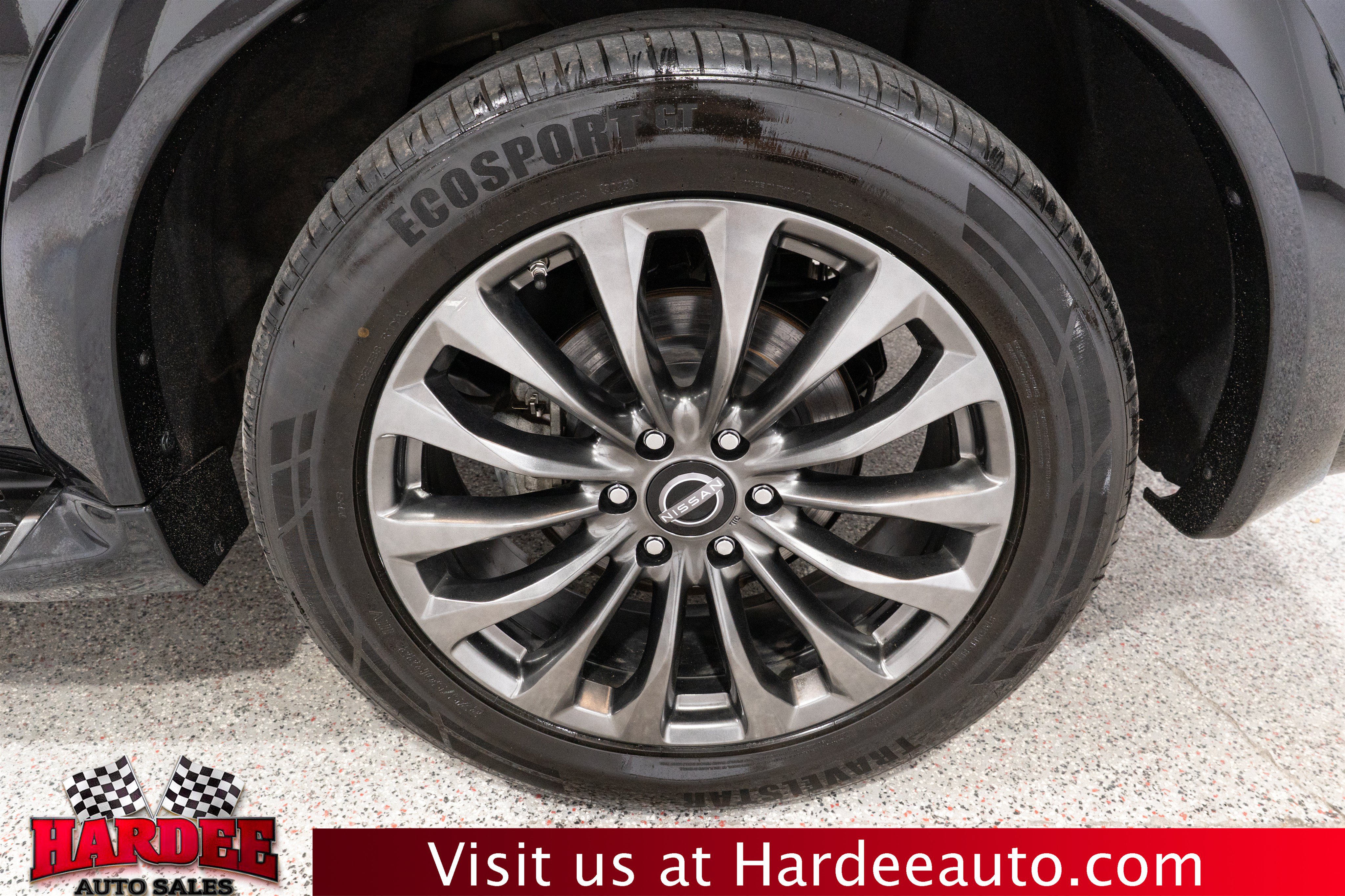Used 2022 Nissan Armada Platinum RWD image 10