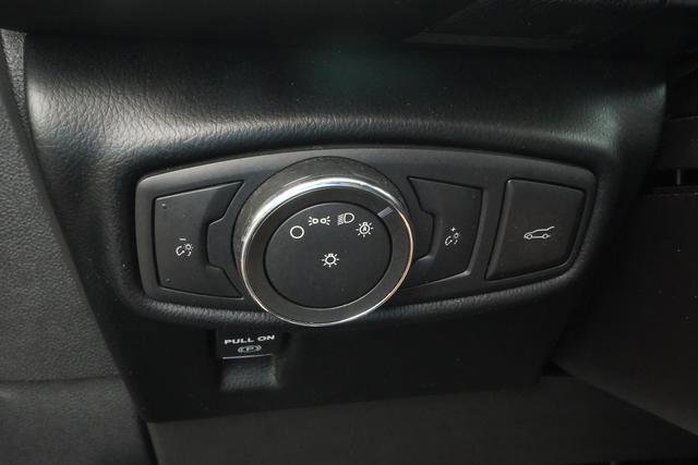 Used 2016 Lincoln MKX Reserve w/ Technology Package FWD image 21