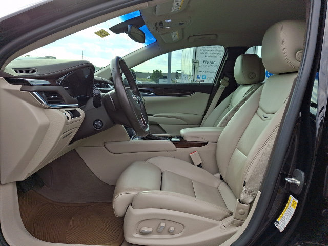 Used 2013 Cadillac XTS Luxury FWD image 16