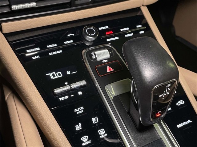 Used 2022 Porsche Cayenne Platinum Edition w/ Premium Package Plus image 34