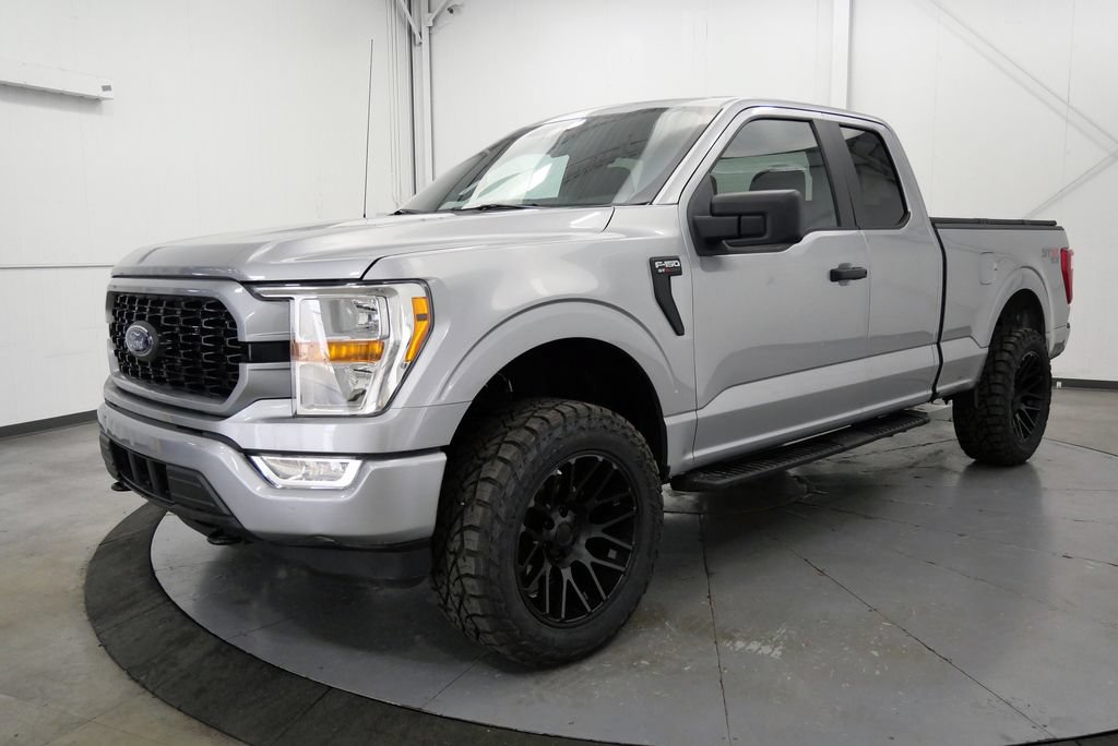 Used 2021 Ford F150 XL w/ Equipment Group 101A High AWD/4WD image 3