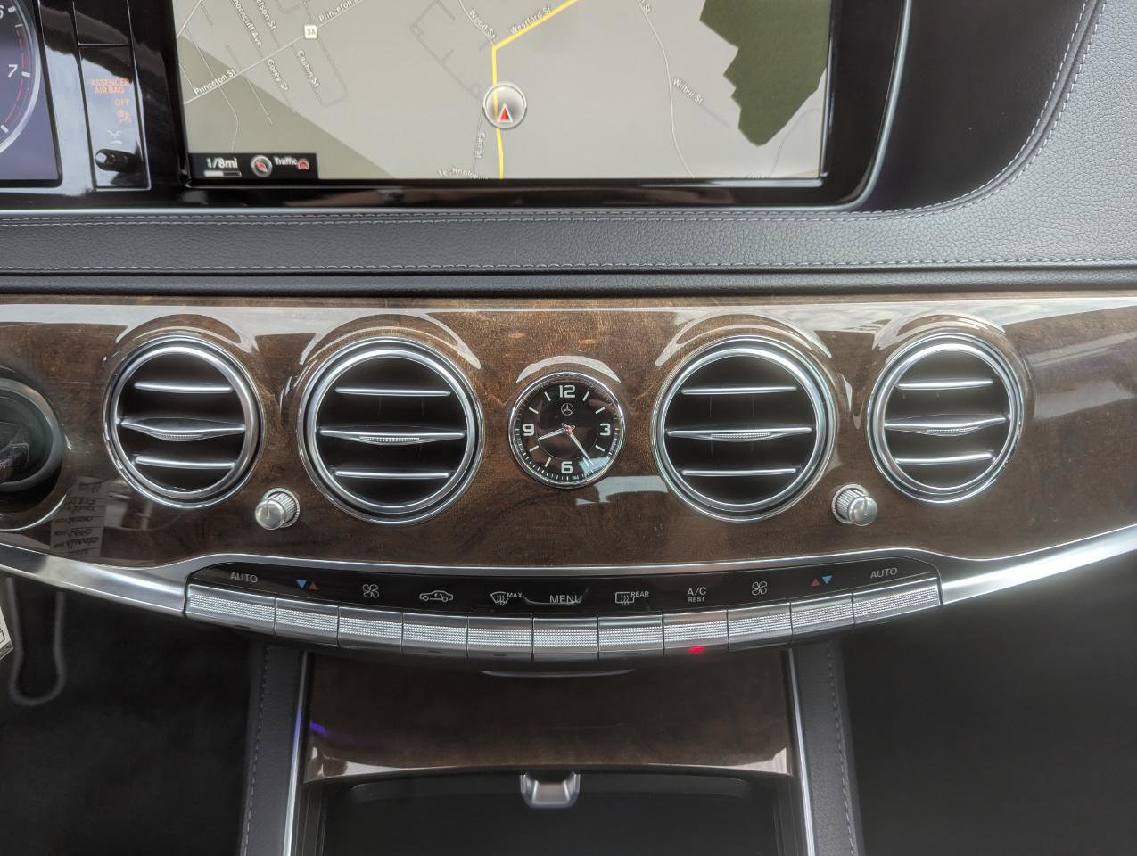 Used 2016 Mercedes-Benz S 550 4MATIC Sedan image 25