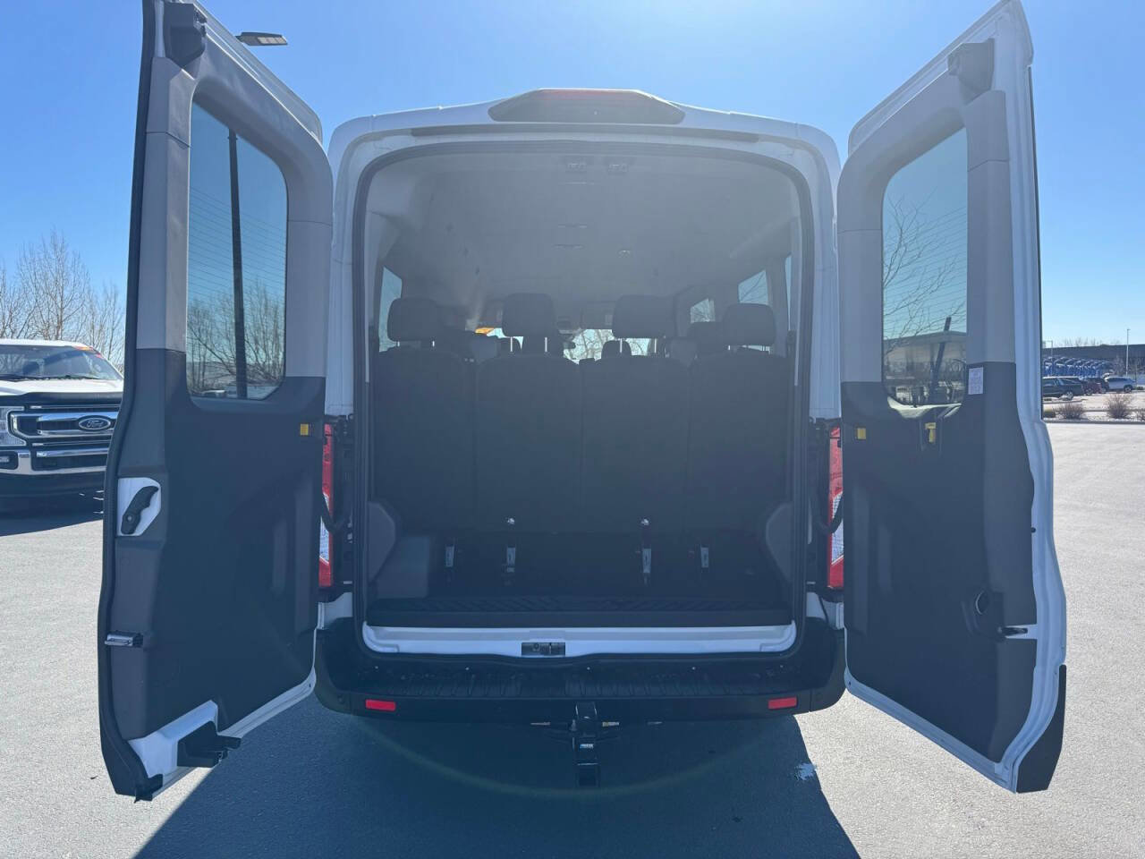 Used 2024 Ford Transit 350 XLT image 8