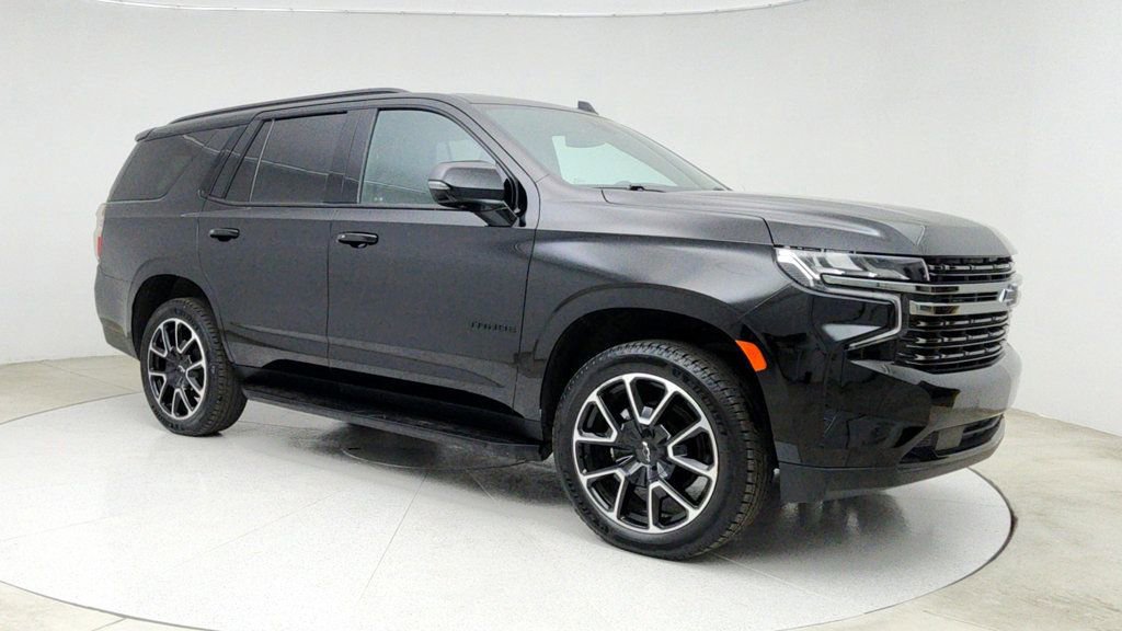 Used 2022 Chevrolet Tahoe RST w/ Luxury Package image 3