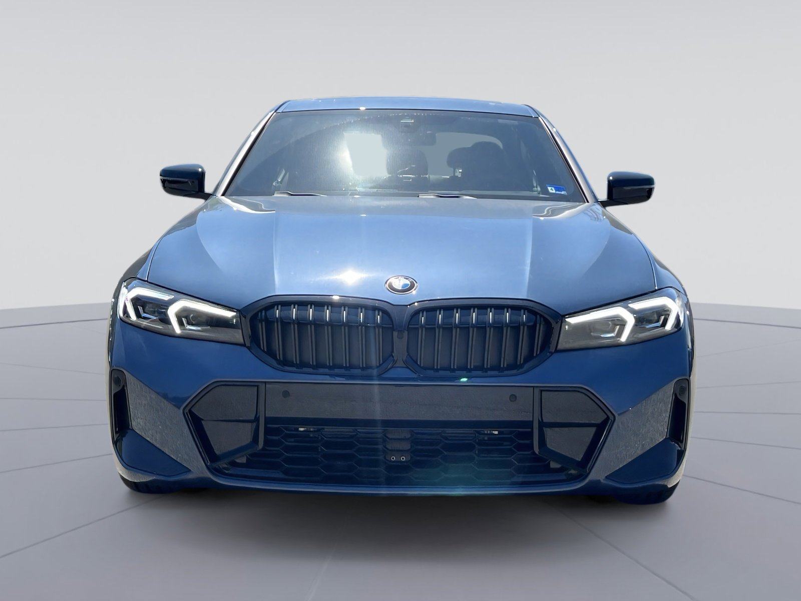 New 2026 BMW 330i xDrive Sedan w/ M Sport Package AWD/4WD image 6