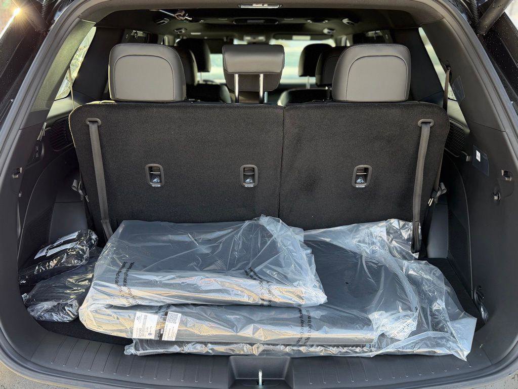 New 2026 Hyundai Palisade XRT Pro image 3