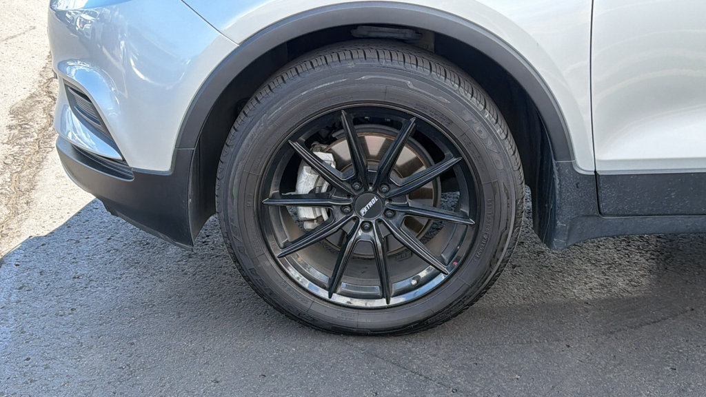 Used 2020 Buick Encore Preferred FWD image 9